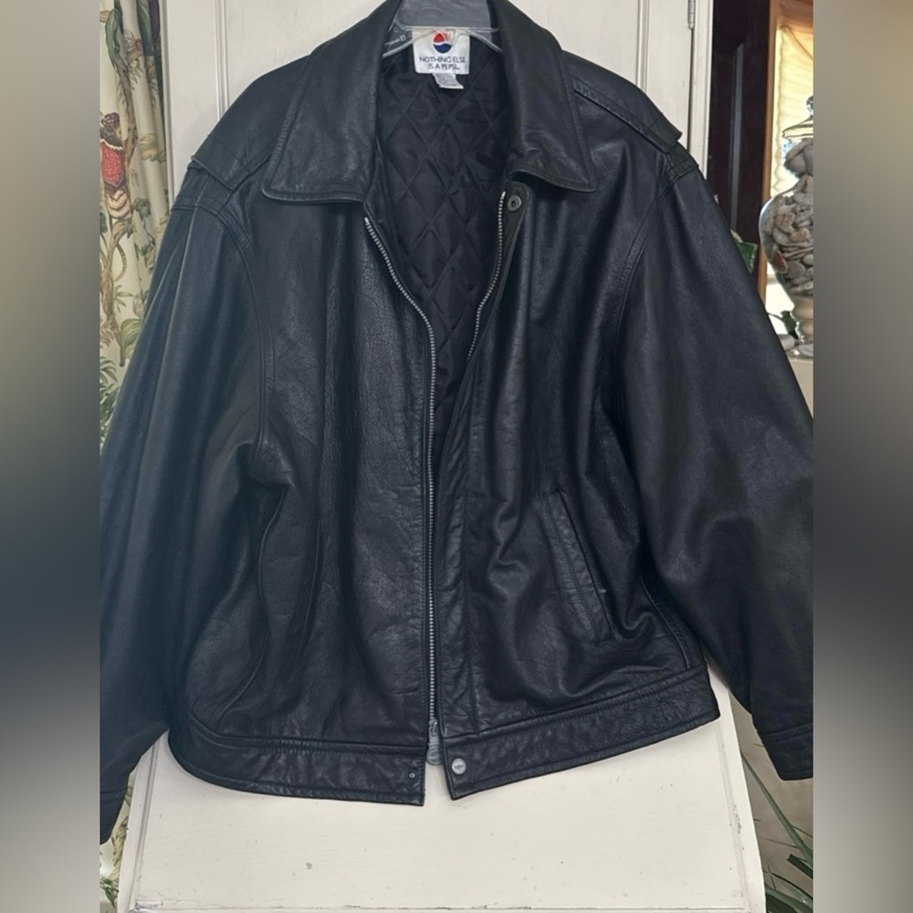 Vintage 1990 Genuine leather jacket "Nothing Else is a Pepsi". Size XL (unisex)